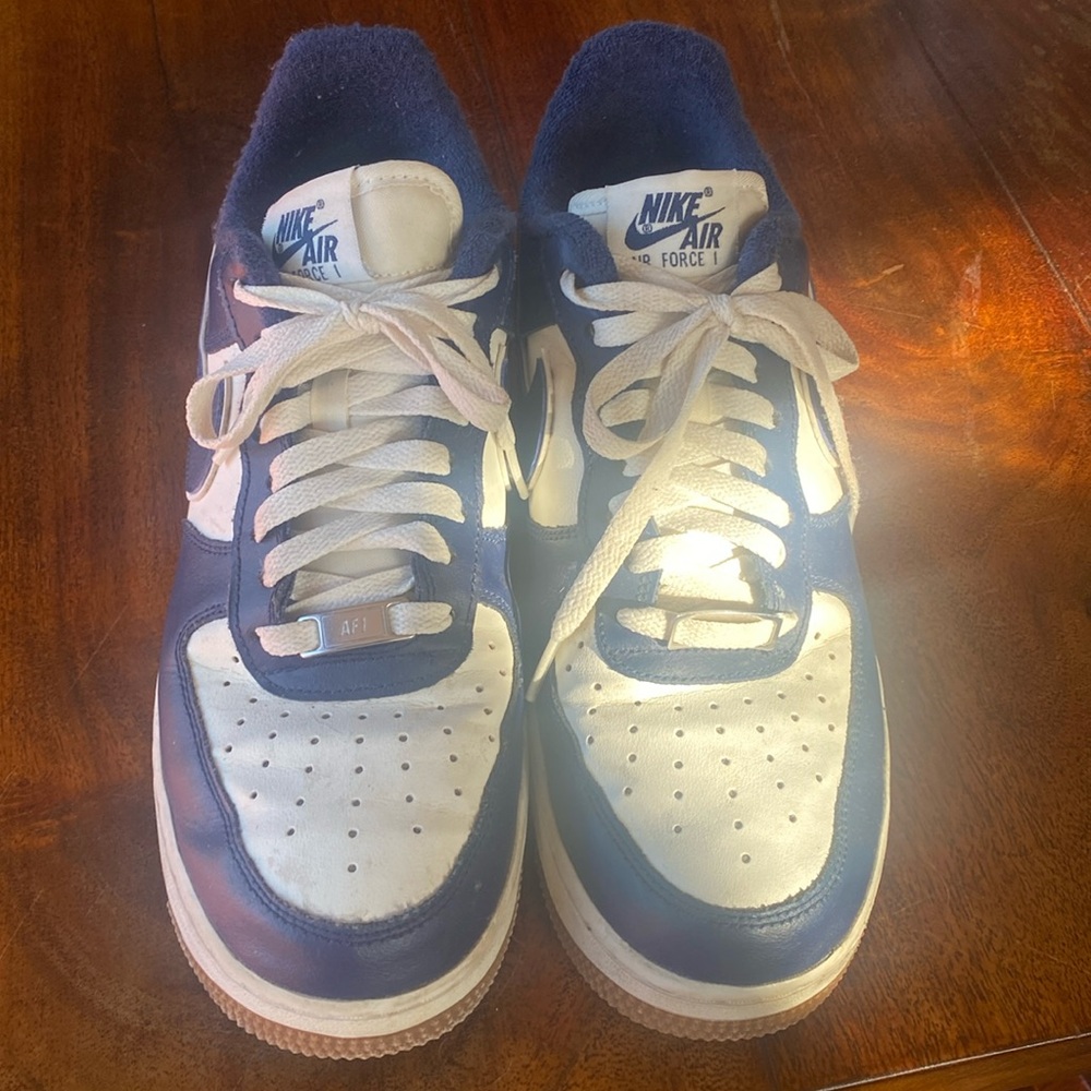 Nike Air Air Force 1 blue and white shoes